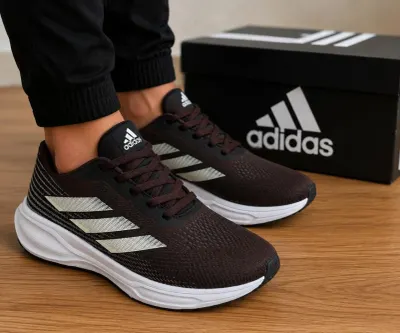 Tênis Adidas Running marron