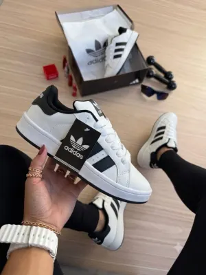 Tênis Adidas branco preto