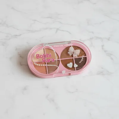 Paleta de sombras 01 - Bobbi Rara