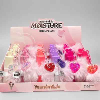 Lip Gloss com chaveiro de pompom e coração Yasmin&Ju