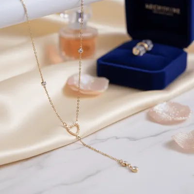 Colar Gravatinha Corrente Ponto de Luz