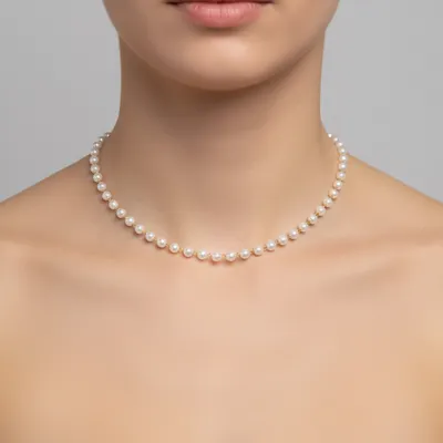 Colar de Pérolas Brancas