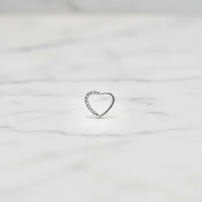 Piercing Daith Coração Cravejado Rodio Branco