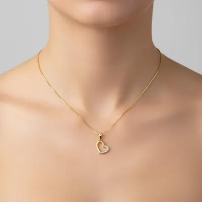 Colar Coração Vazado com Zircônia Folheado a Ouro 18k com 2 Milésimos