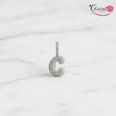 LETRA CRAVEJADA COM ARGOLA DE ABRIR  