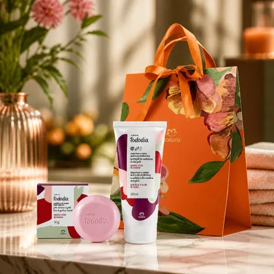Kit Presente Natura Tododia Romã E Flor De Amora