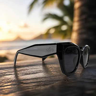 Óculos de Sol Retrô Preto