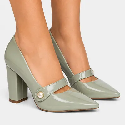 Scarpin em Verniz Verde