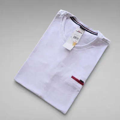 Camiseta Algodão Bolso Falso Branca