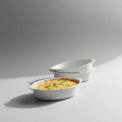 KIT 2 PRATOS COM ALÇAS  DIAMETRO 19 CM,ALTURA 4 CM,PORCELANA VAI AO MICRO ONDAS E FORNO