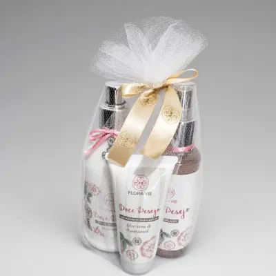 Kit Emulsão corporal 380ml+ Body Splash 140ml e Grátis 1 Creme mãos 60ml Flora Vie Doce Desejo