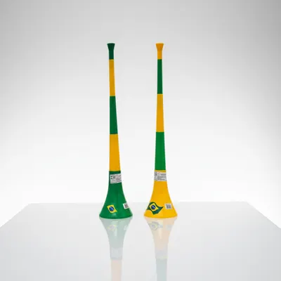CORNETA PLASTICA BRASIL 53.8CM 129968