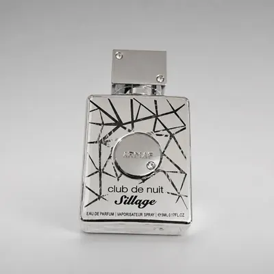 (MINIATURA)  Club de Nuit Sillage