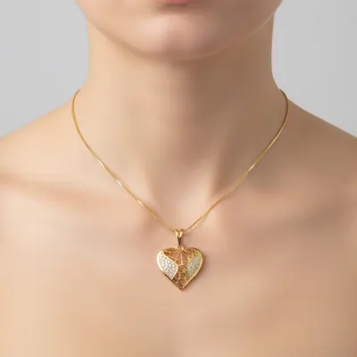 Colar Coração Cravejado Ouro