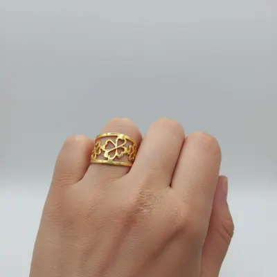 Anel Banhado a Ouro Floral Vazado Ajustável 