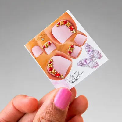 Joias para Unhas Douradas