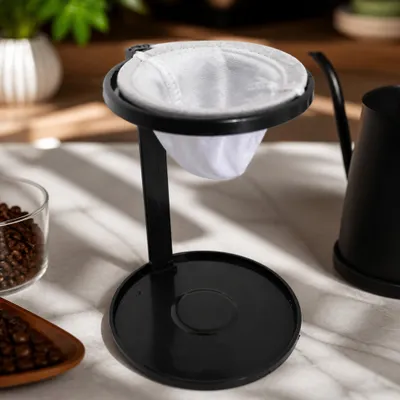 Mini Coador de Pano com Suporte – O Verdadeiro Sabor do Café Fresquinho