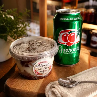 Bolo prestígio esse combo o bolo mais guaraná