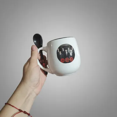Caneca do BTS COM COLHER 