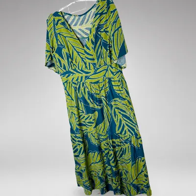 Vestido estampado verde e azul tamanho M/G