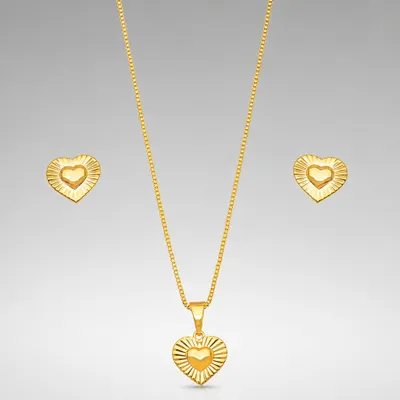 Conjunto Coração Detalhado Banhado a Ouro 18K