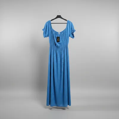 Vestido azul longo com mangas