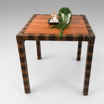 Mesa de Fibra Coral