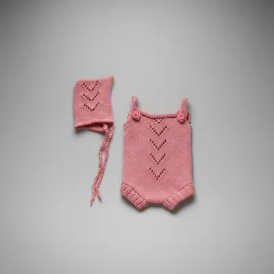 Body + touquinha em tricô rosé 